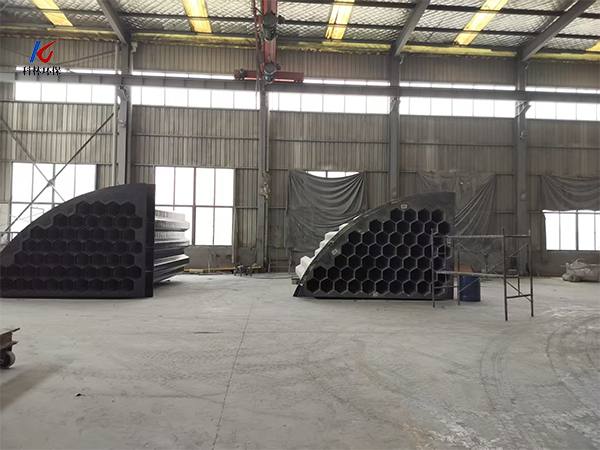 如何根据行业特点选择玻璃钢阳极管