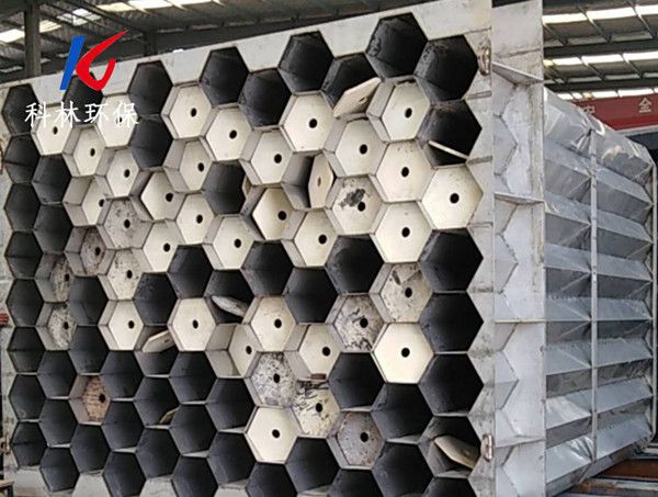 详细介绍一下不锈钢阳极管的工作原理